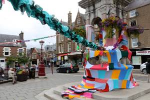 crieff arts festival James square yarn bomb